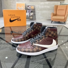 Louis Vuitton Sneakers